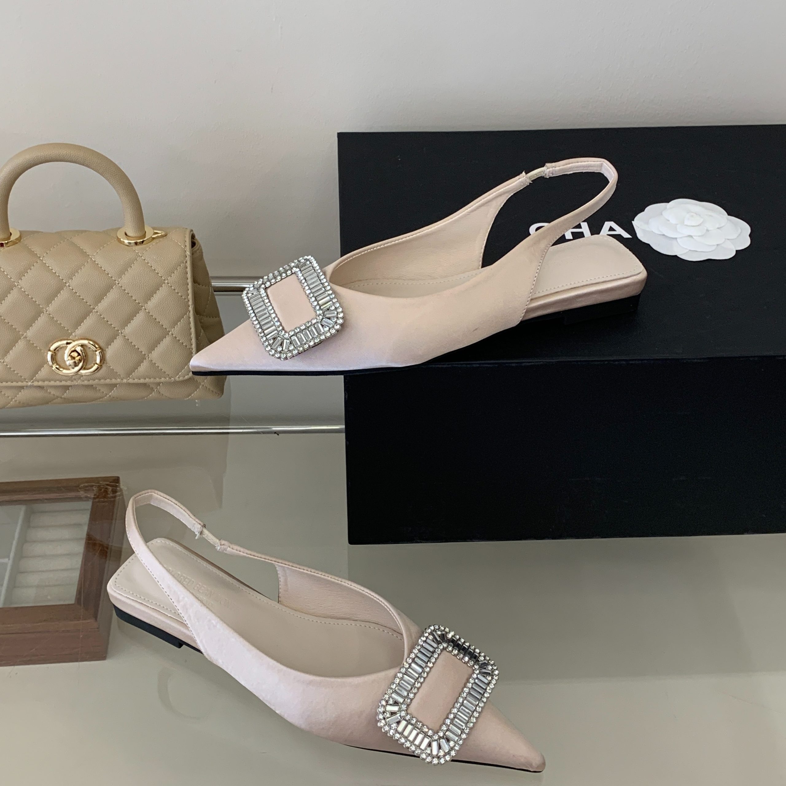 2026 New Women's Flat Backless Pointed Toe Comfortable Rhinestone Buckle Shoes - Image 5