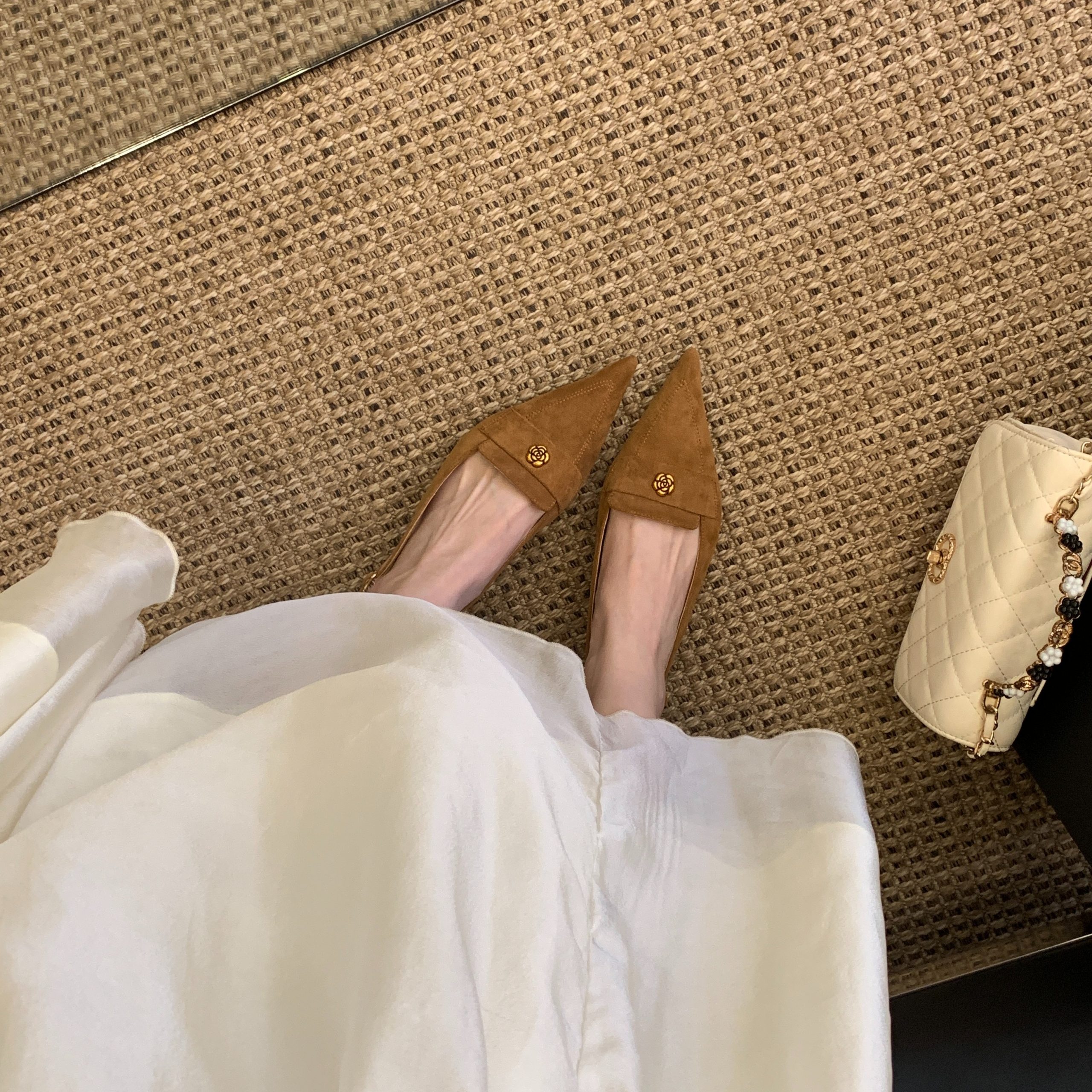 2026 New Women's Flat Sandals Backless Chunky Heel French Pointed Toe Comfortable Commuter Shoes - Image 5