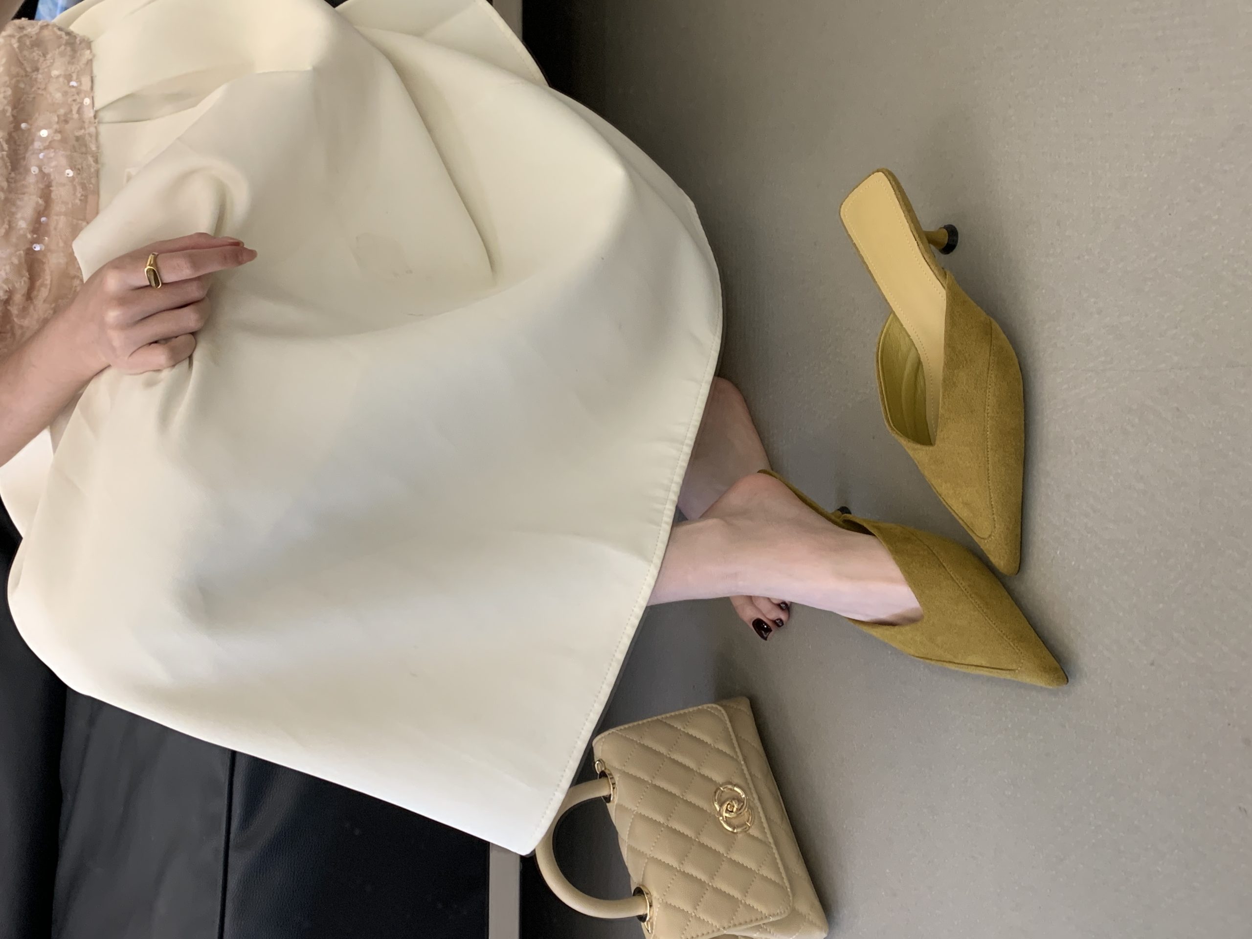 2026 New Slim Velvet Pointed Toe Thin Heel High Heel Half Slippers Women Fashion Casual Wear - Image 3